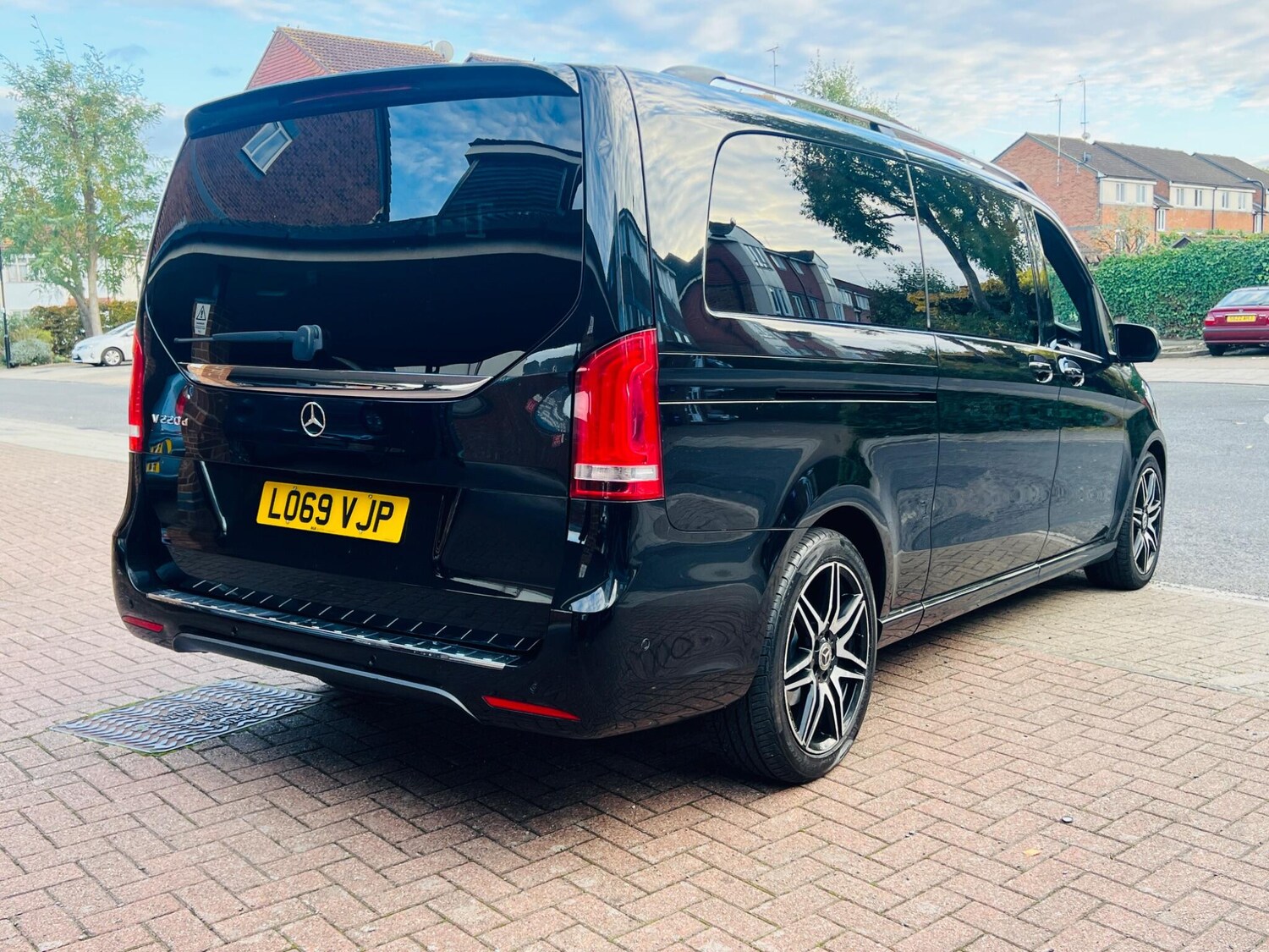 Used Mercedes-Benz V-Class 2019 for sale - 76486863: Photo 21