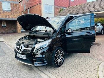 Used Mercedes-Benz V-Class 2019 for sale - 76486863: Photo