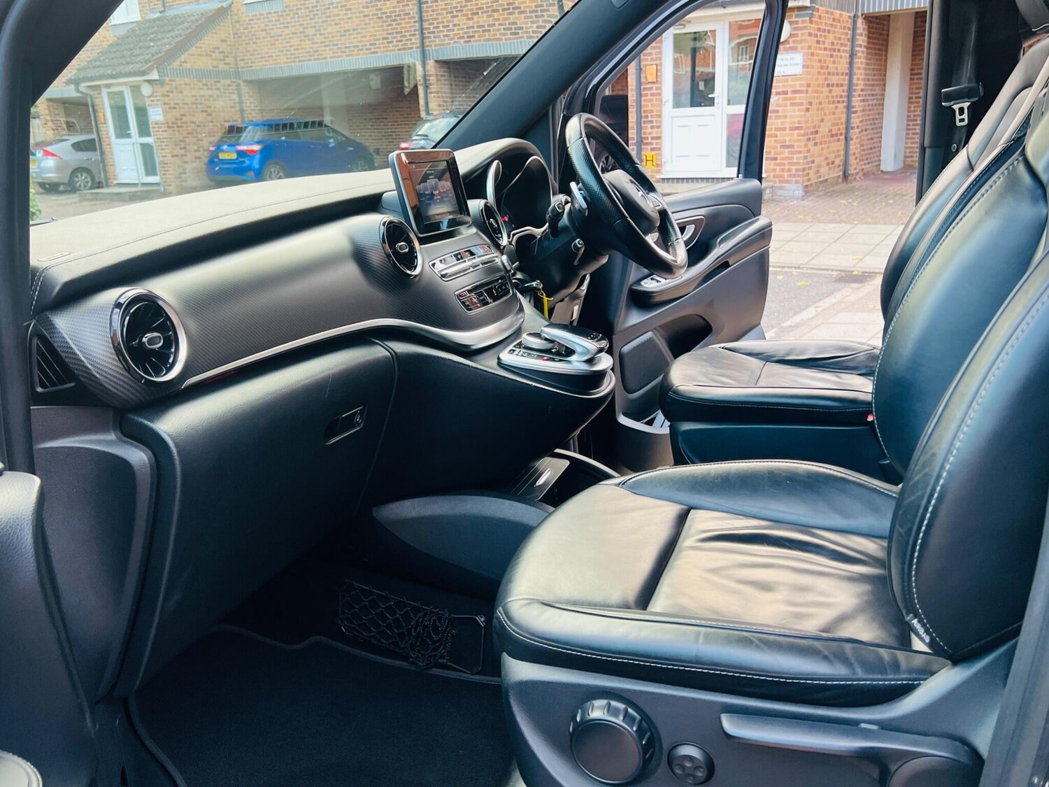 Used Mercedes-Benz V-Class 2019 for sale - 76486863: Photo 55