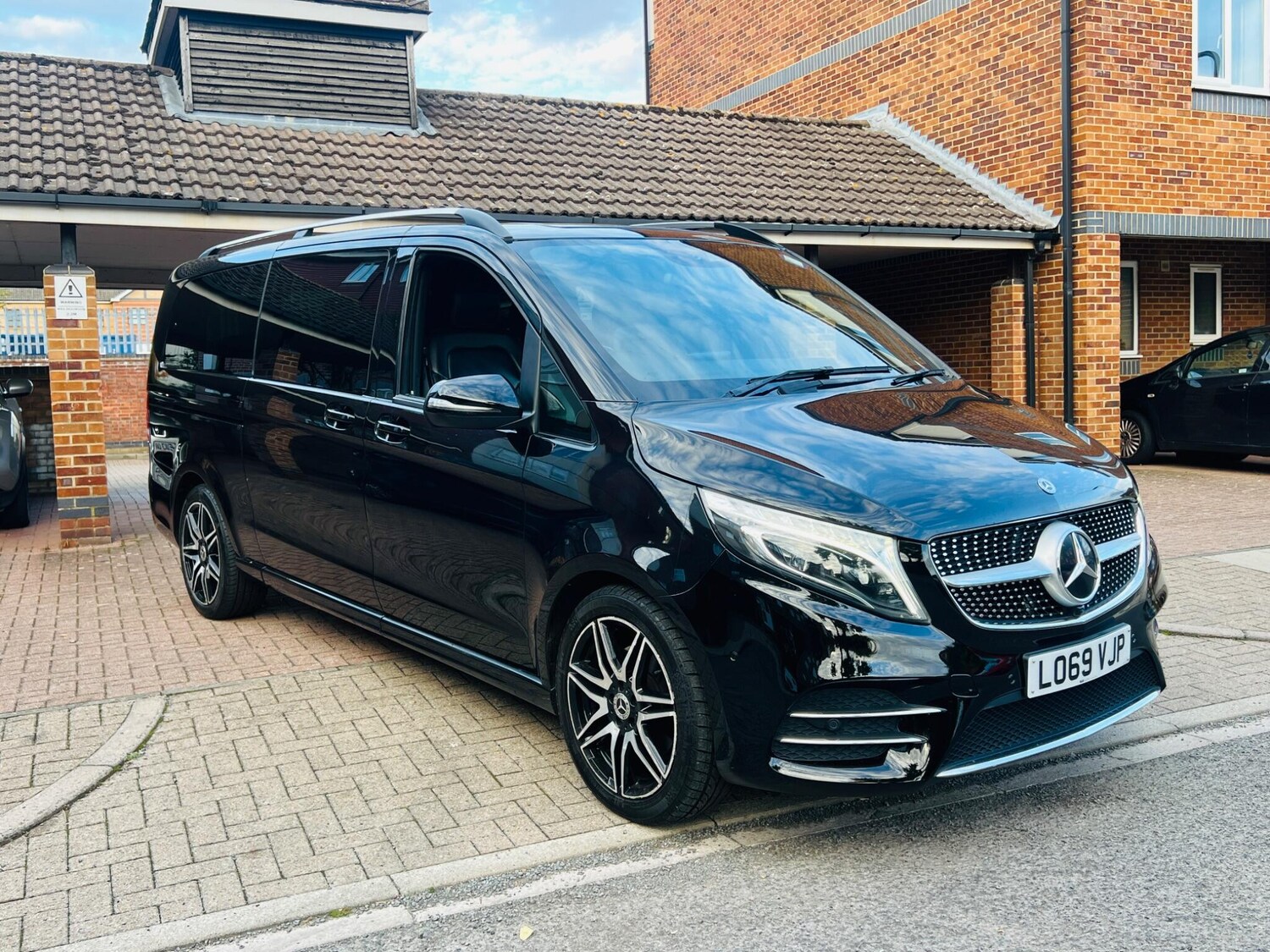 Used Mercedes-Benz V-Class 2019 for sale - 76486863: Photo 7