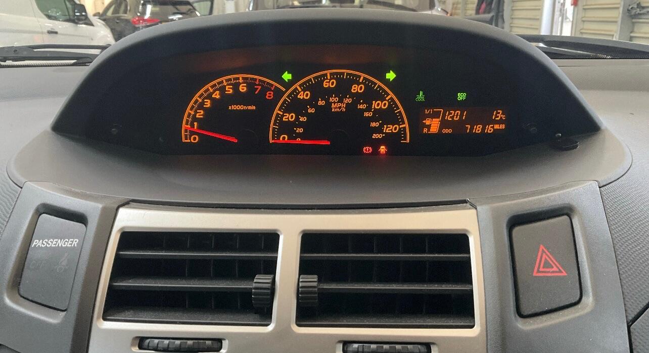 Used Toyota Yaris 2010 for sale - 76926011: Photo 10