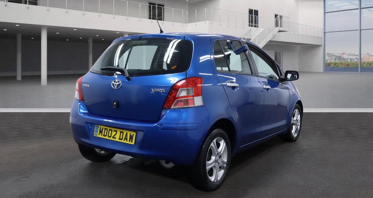 Used Toyota Yaris 2010 for sale - 76926011: Photo 6