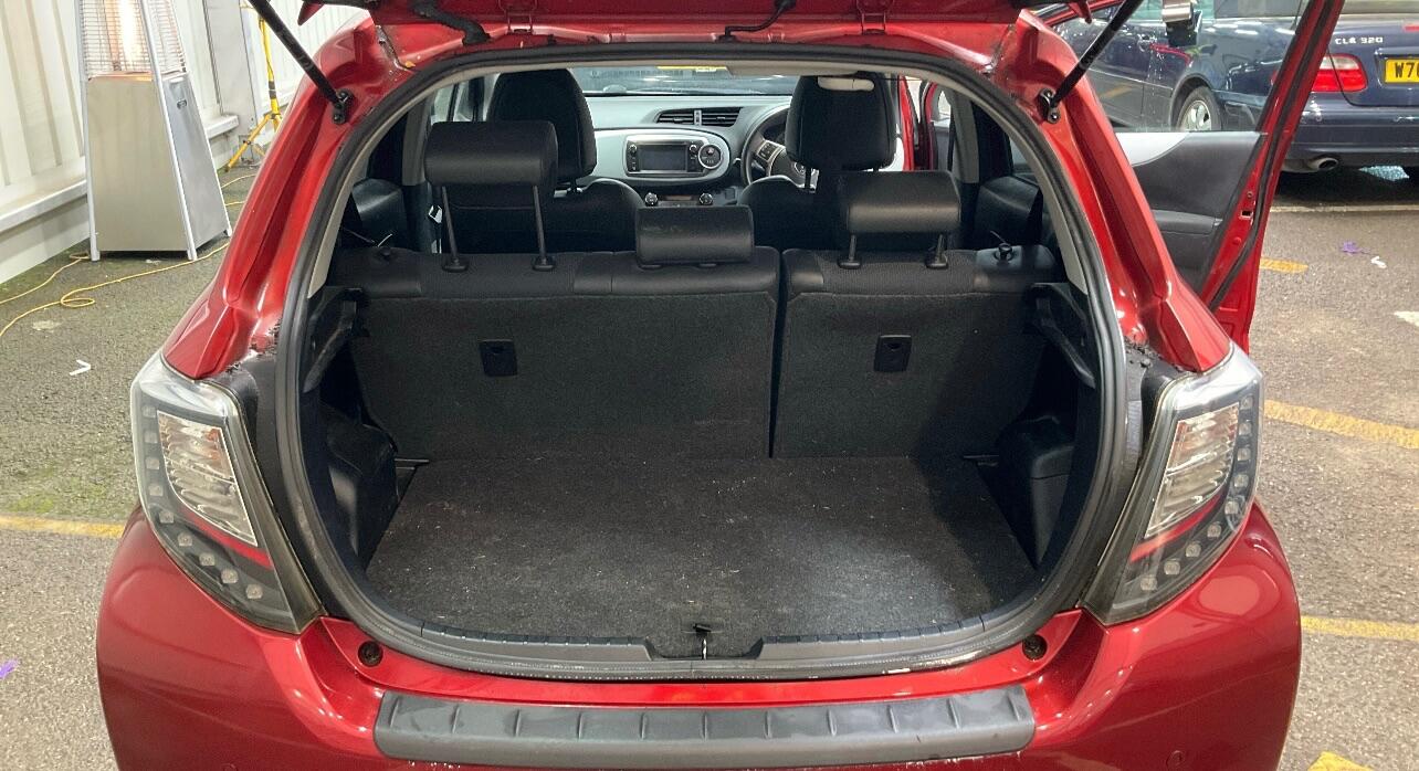 Used Toyota Yaris 2013 for sale - 77015971: Photo 7