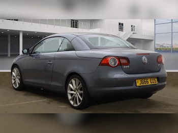 Used Volkswagen EOS 2010 for sale - 76592828: Photo