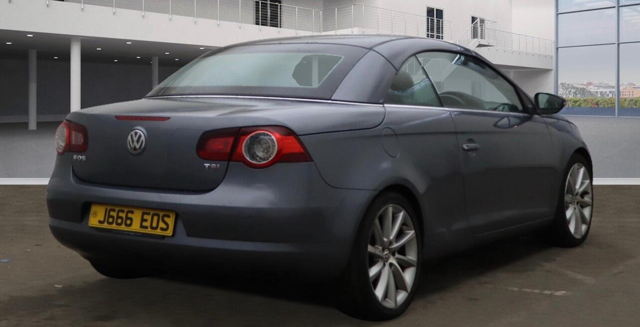 Used Volkswagen EOS 2010 for sale - 76592828: Photo 7