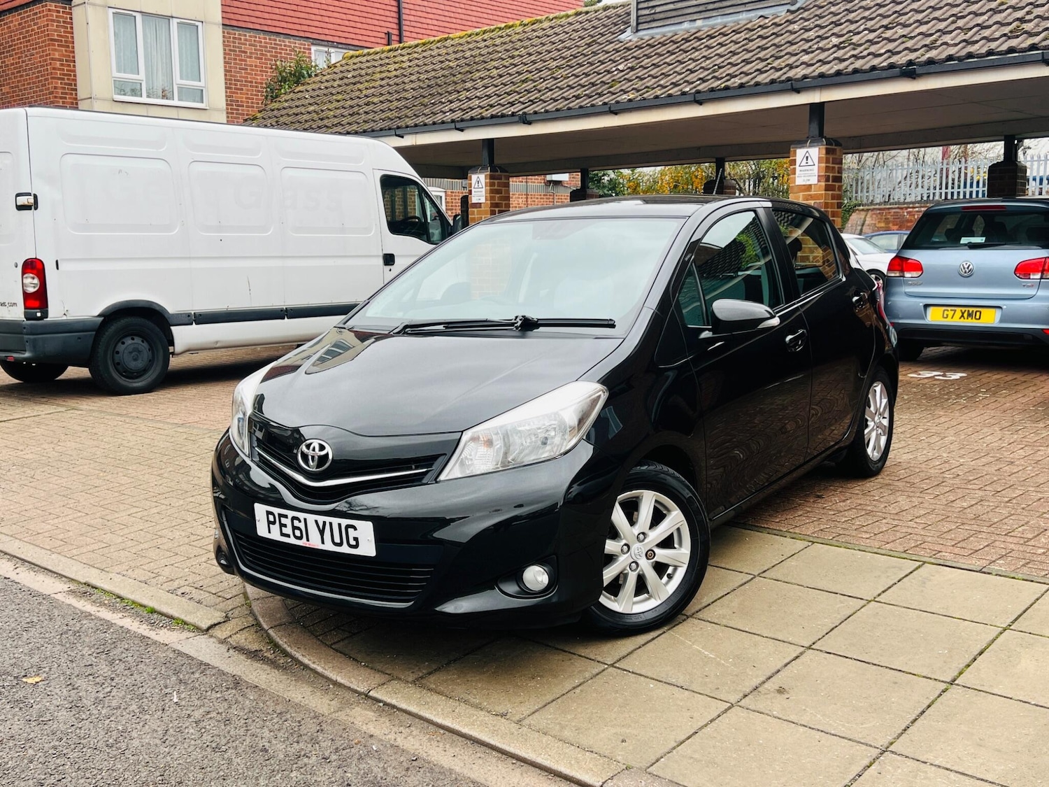 Used Toyota Yaris 2011 for sale - 76866060: Photo 14