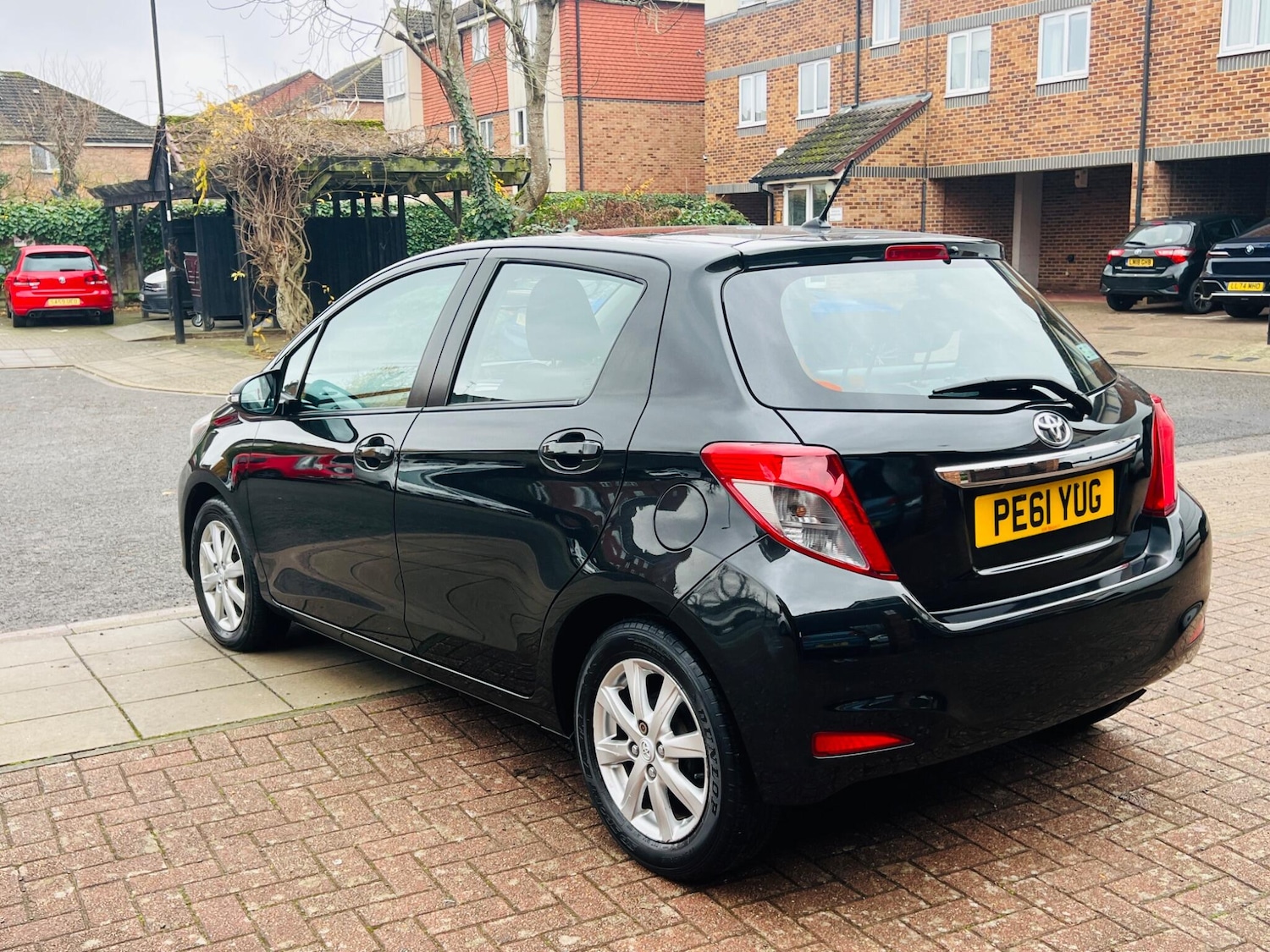 Used Toyota Yaris 2011 for sale - 76866060: Photo 15