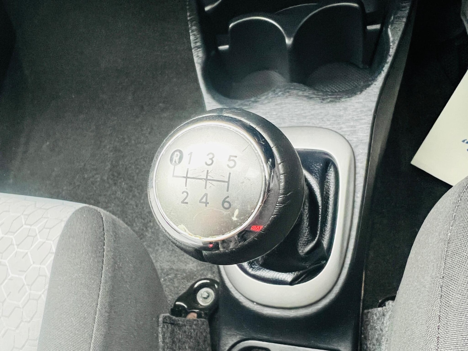 Used Toyota Yaris 2011 for sale - 76866060: Photo 27