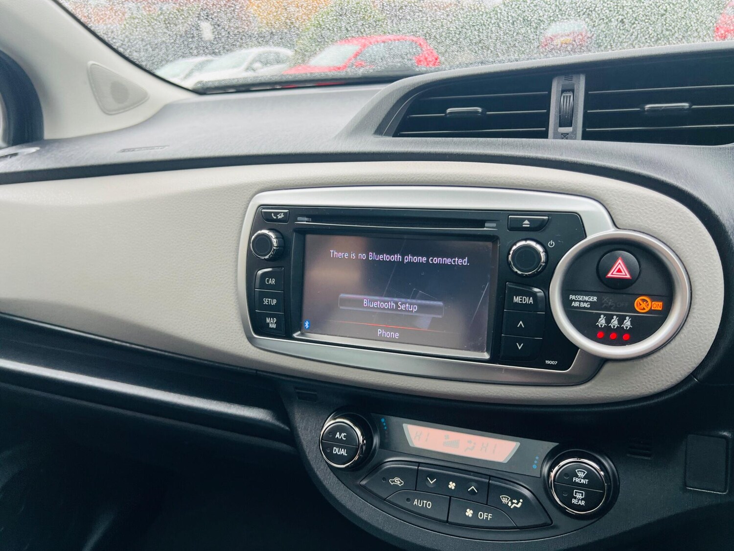 Used Toyota Yaris 2011 for sale - 76866060: Photo 37