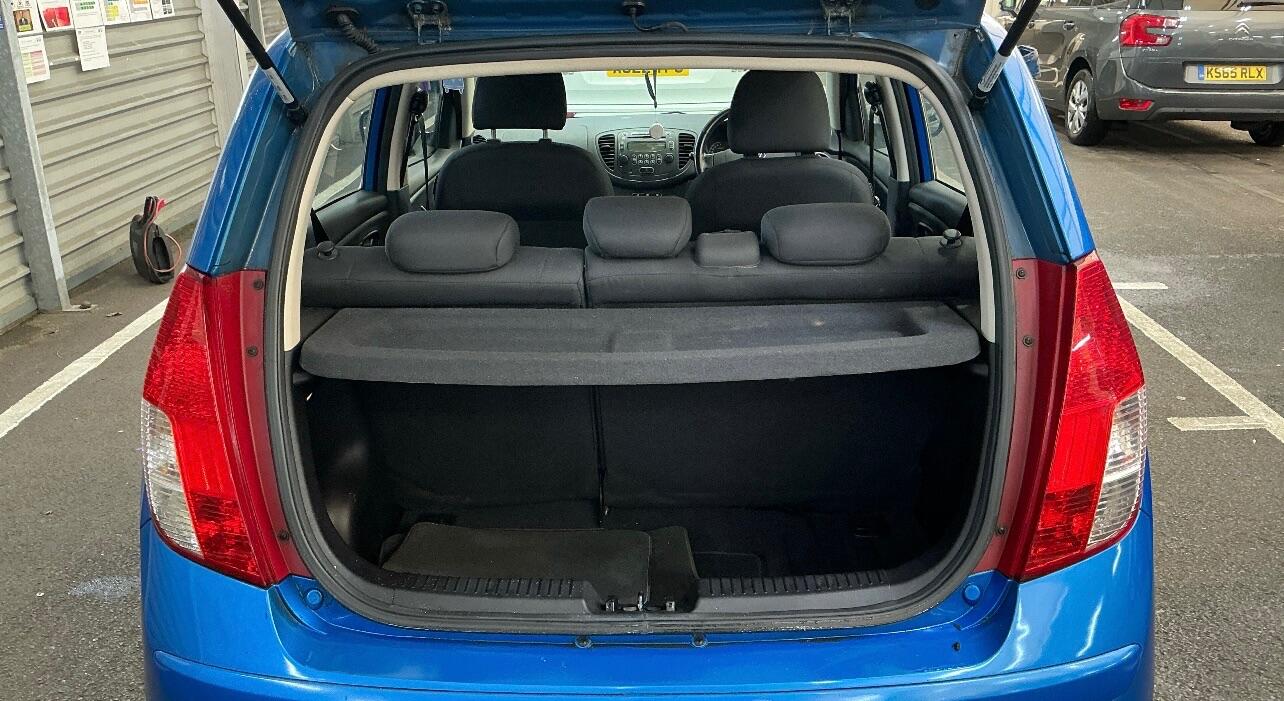 Used Hyundai i10 2010 for sale - 76866428: Photo 11