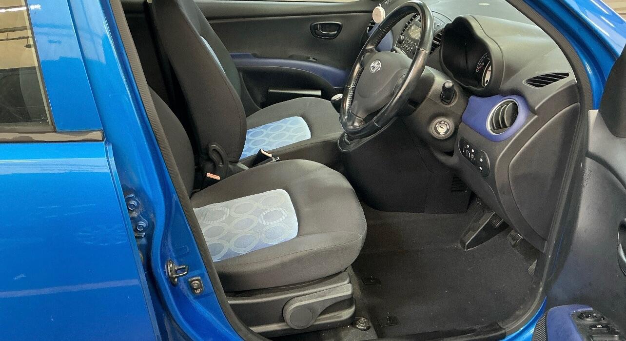 Used Hyundai i10 2010 for sale - 76866428: Photo 8