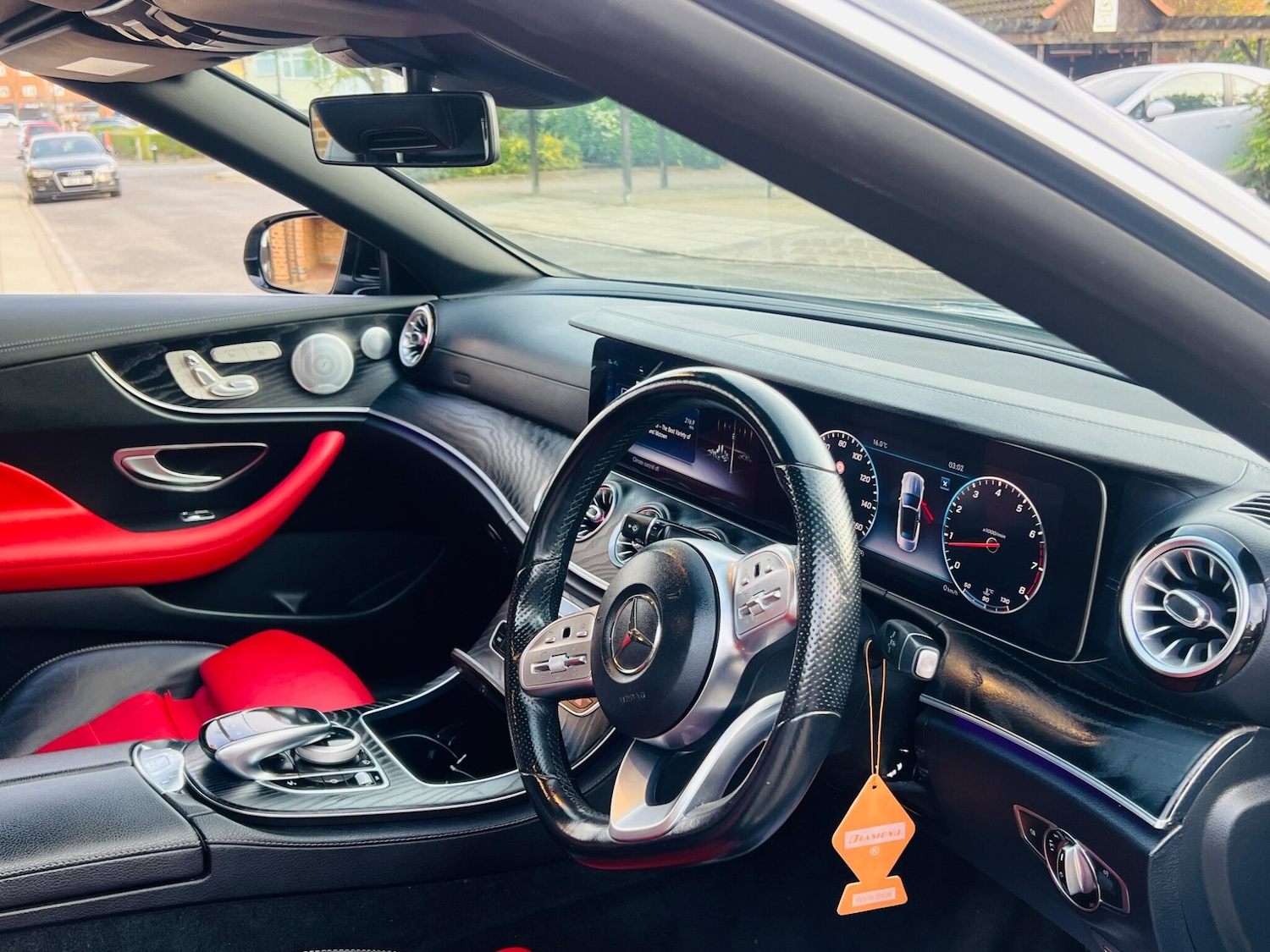 Used Mercedes-Benz E Class 2020 for sale - 76912909: Photo 36