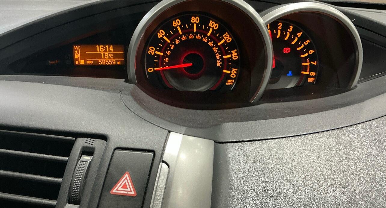 Used Toyota Verso 2012 for sale - 76632840: Photo 10