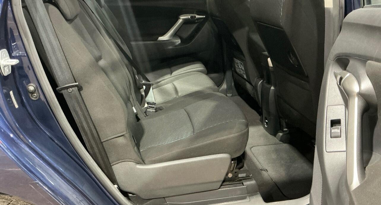 Used Toyota Verso 2012 for sale - 76632840: Photo 8