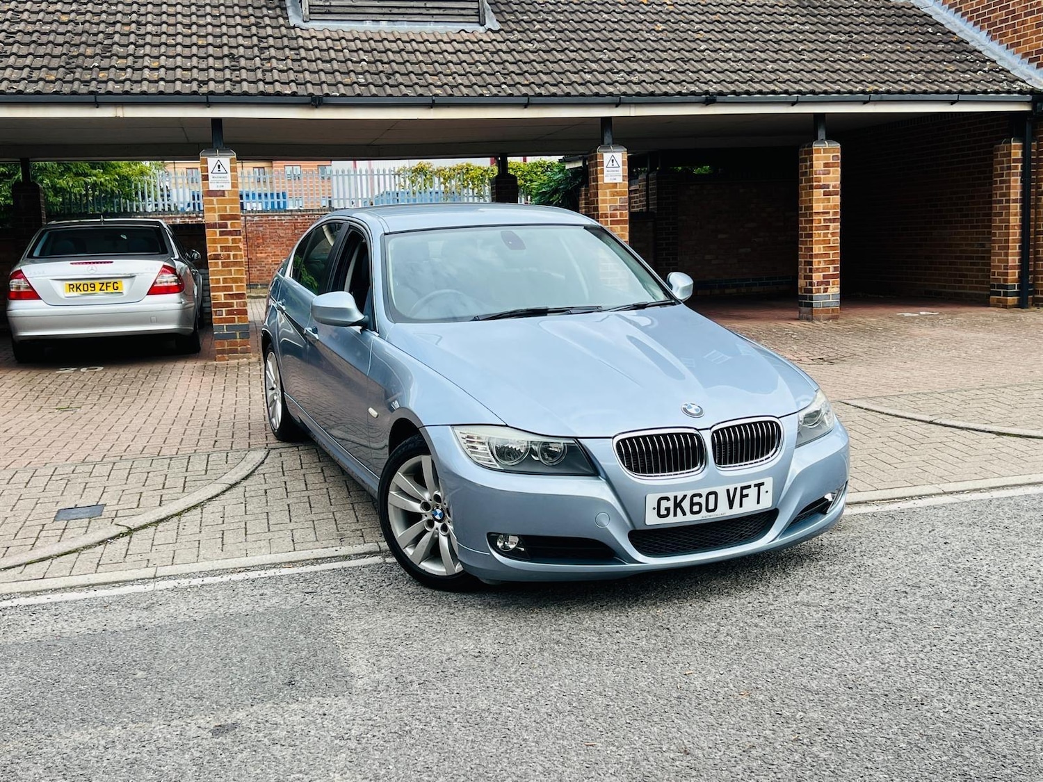Used BMW 3 Series 2010 for sale - 76486838: Photo 1