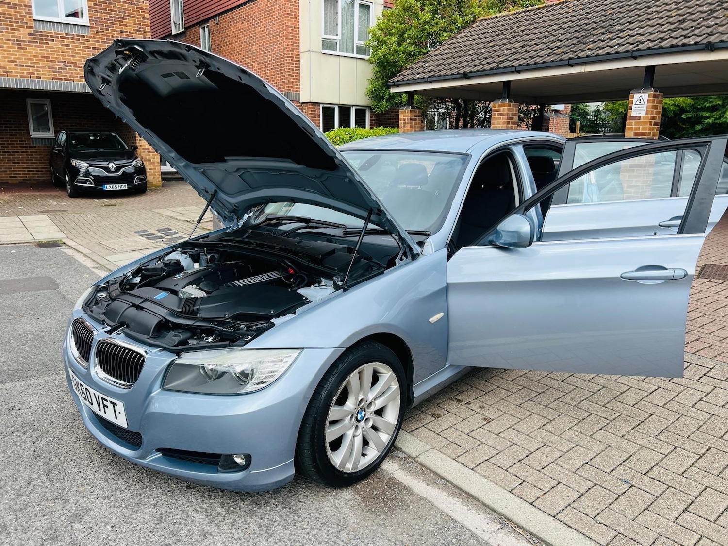 Used BMW 3 Series 2010 for sale - 76486838: Photo 12