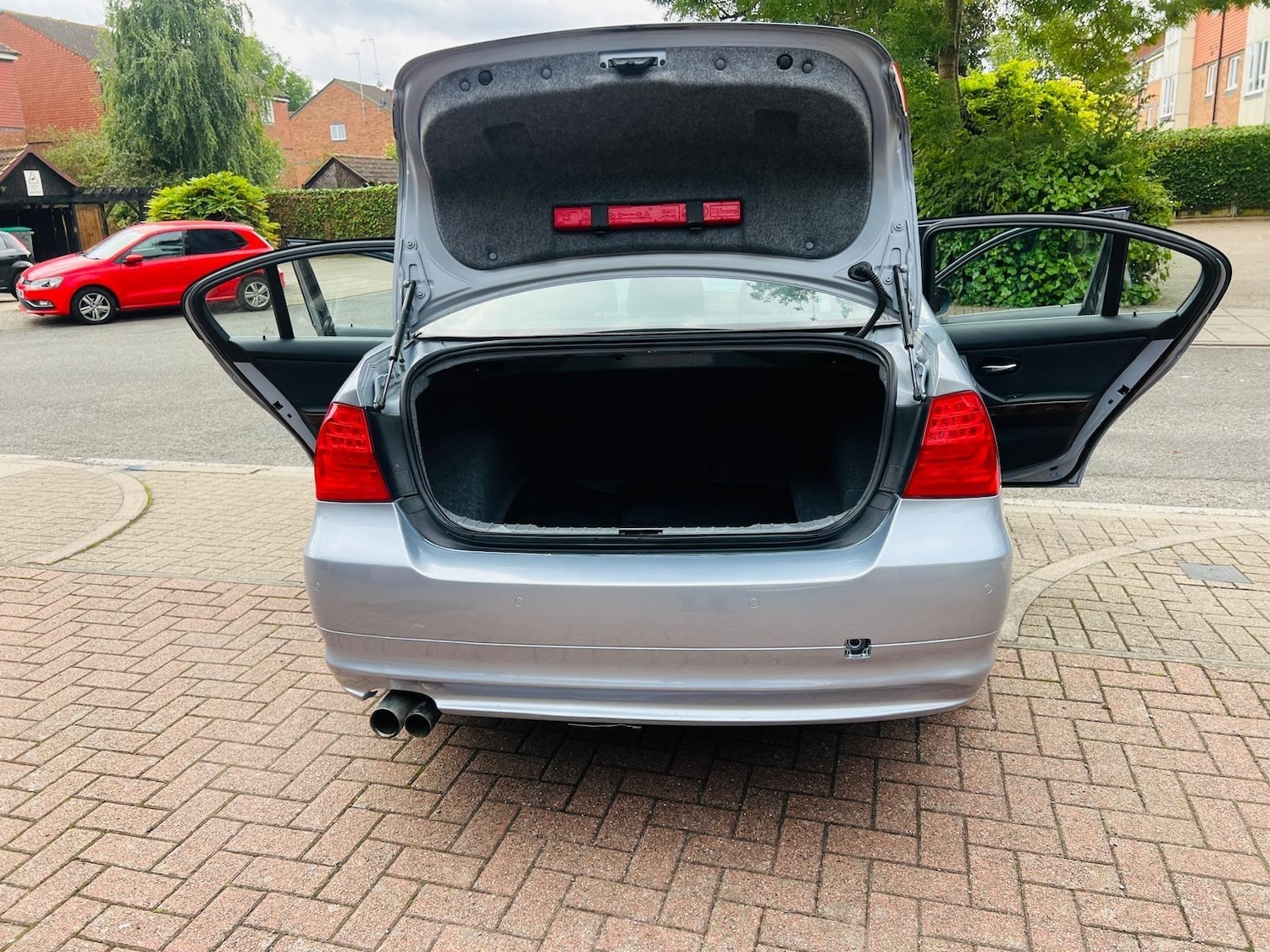 Used BMW 3 Series 2010 for sale - 76486838: Photo 29