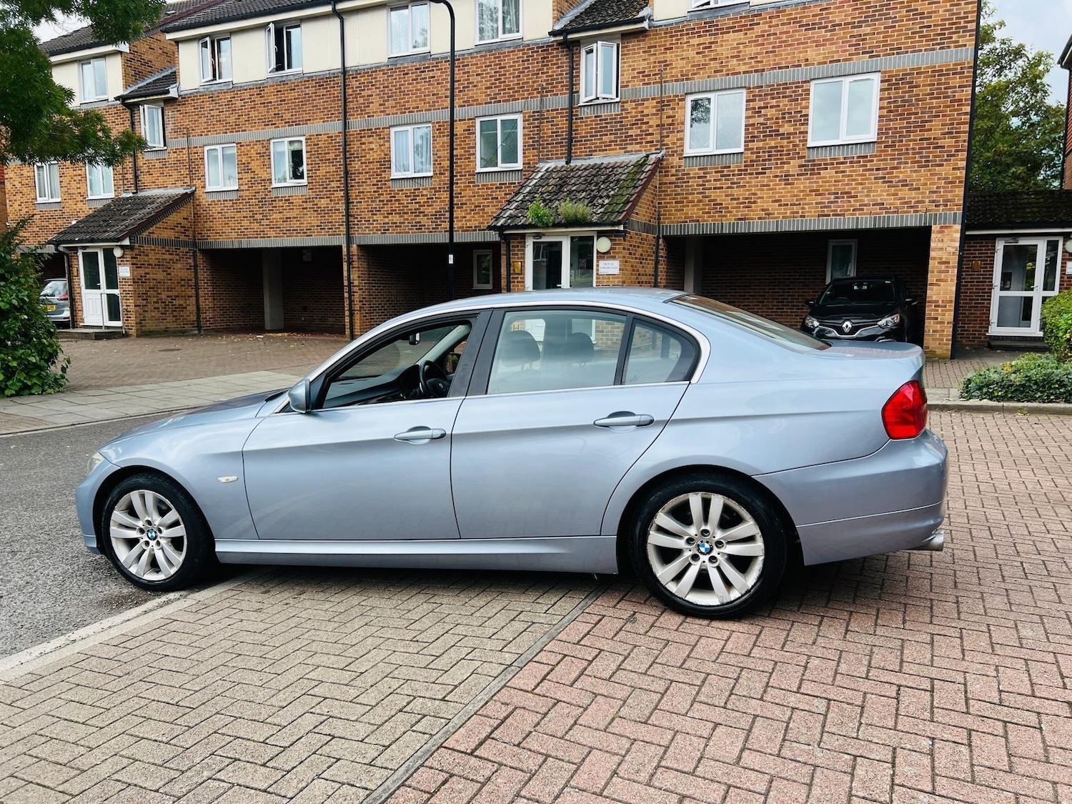 Used BMW 3 Series 2010 for sale - 76486838: Photo 5