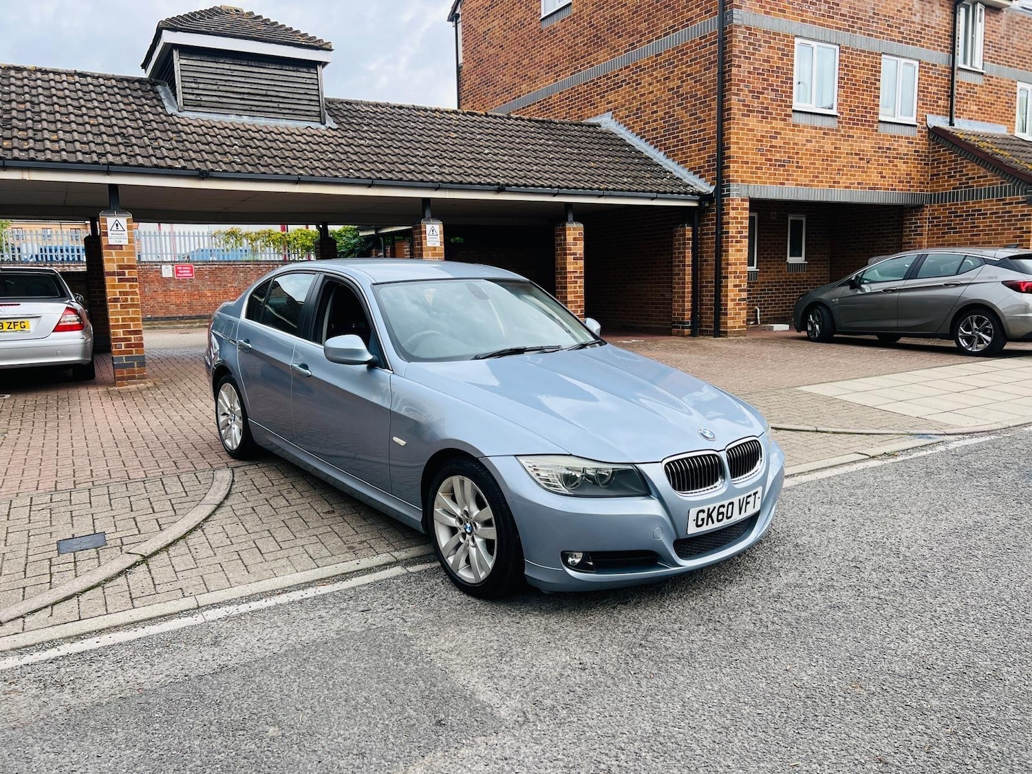 Used BMW 3 Series 2010 for sale - 76486838: Photo 6