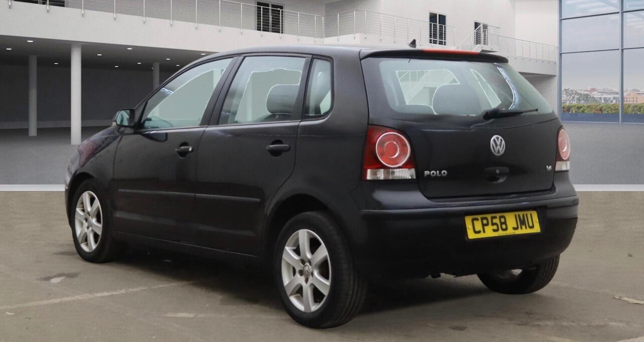Used Volkswagen Polo 2009 for sale - 76521779: Photo 3