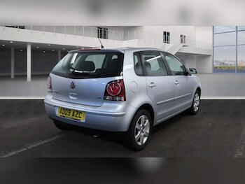 Used Volkswagen Polo 2009 for sale - 77074702: Photo