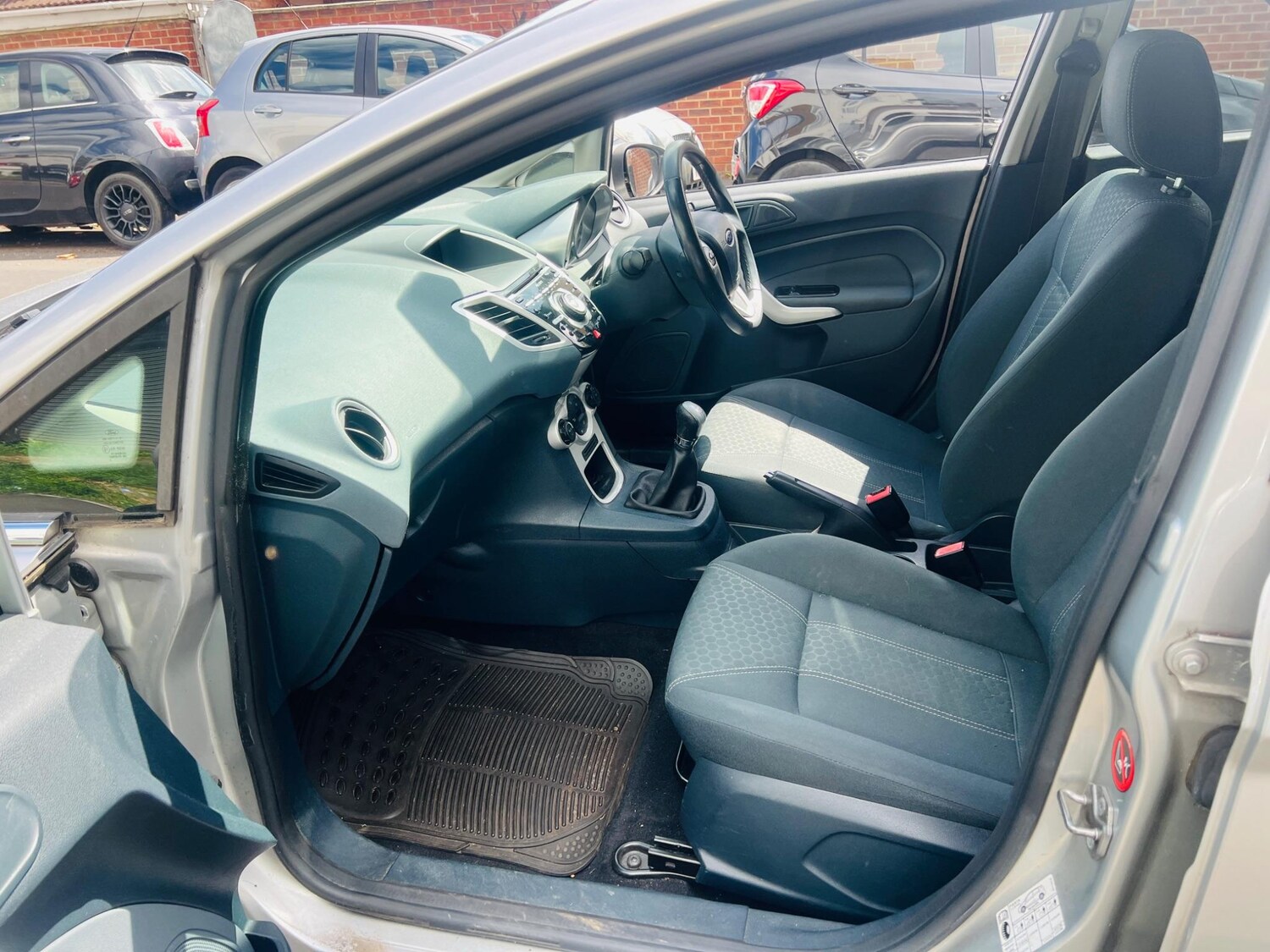 Used Ford Fiesta 2011 for sale - 76486865: Photo 10