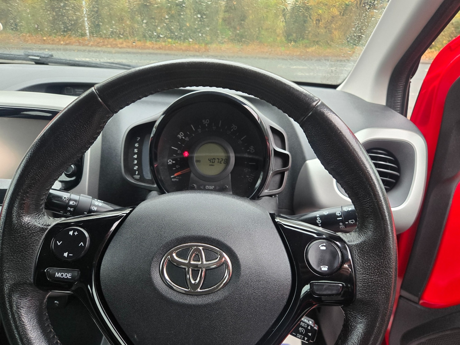 Used Toyota AYGO 2015 for sale - 76564955: Photo 14