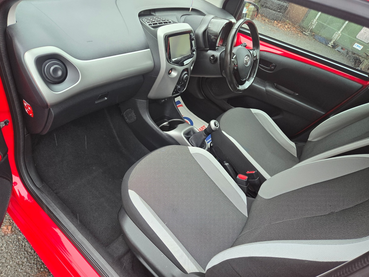 Used Toyota AYGO 2015 for sale - 76564955: Photo 5