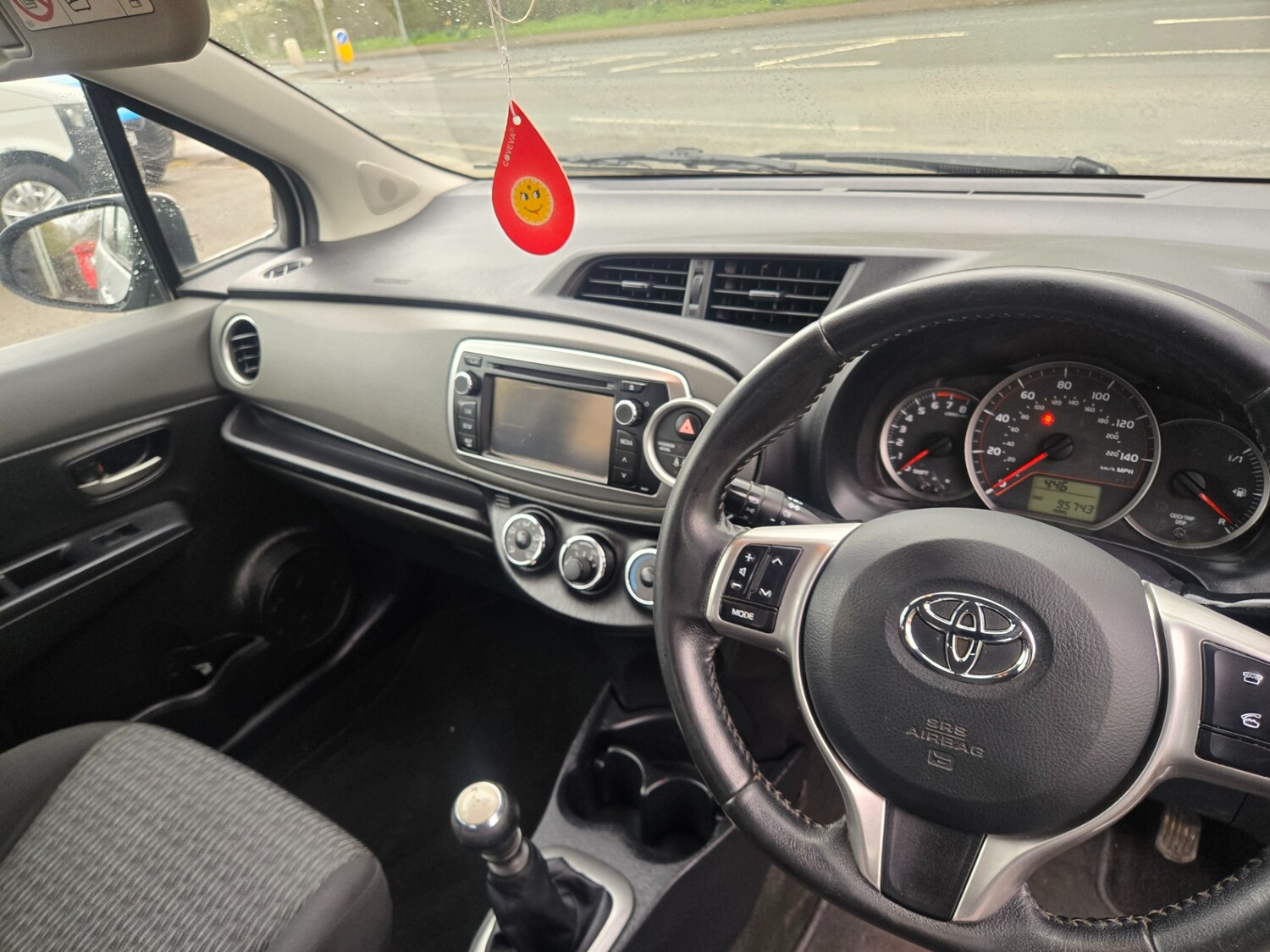 Used Toyota Yaris 2013 for sale - 78004691: Photo 15