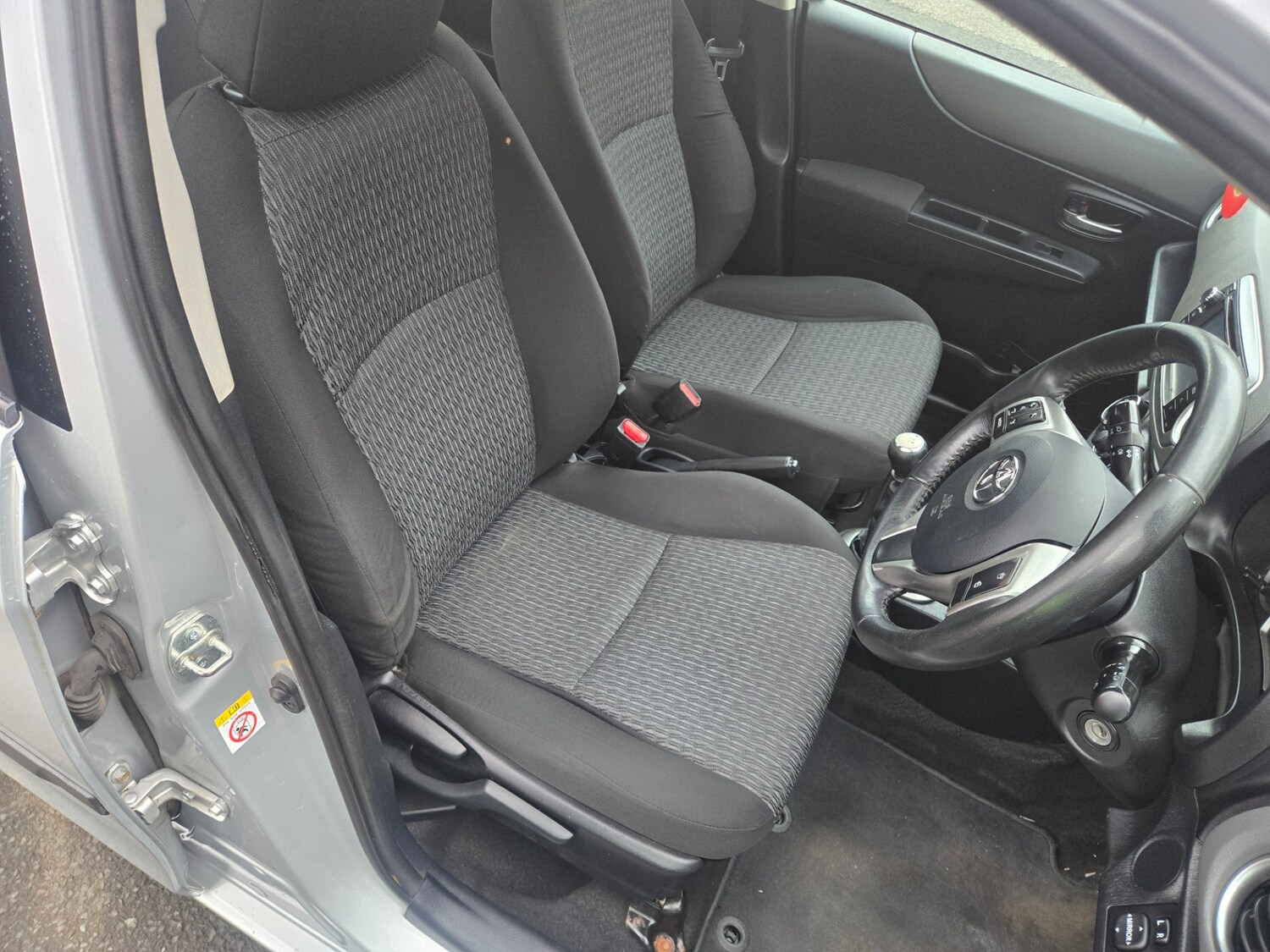 Used Toyota Yaris 2013 for sale - 78004691: Photo 17