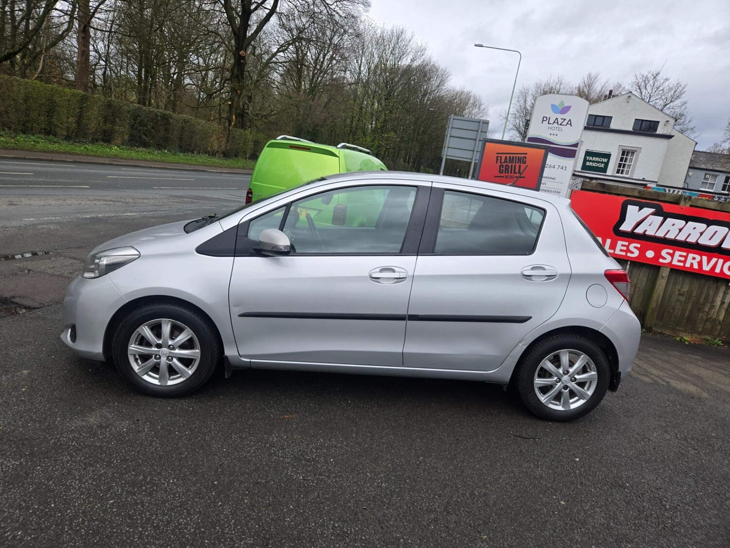 Used Toyota Yaris 2013 for sale - 78004691: Photo 4