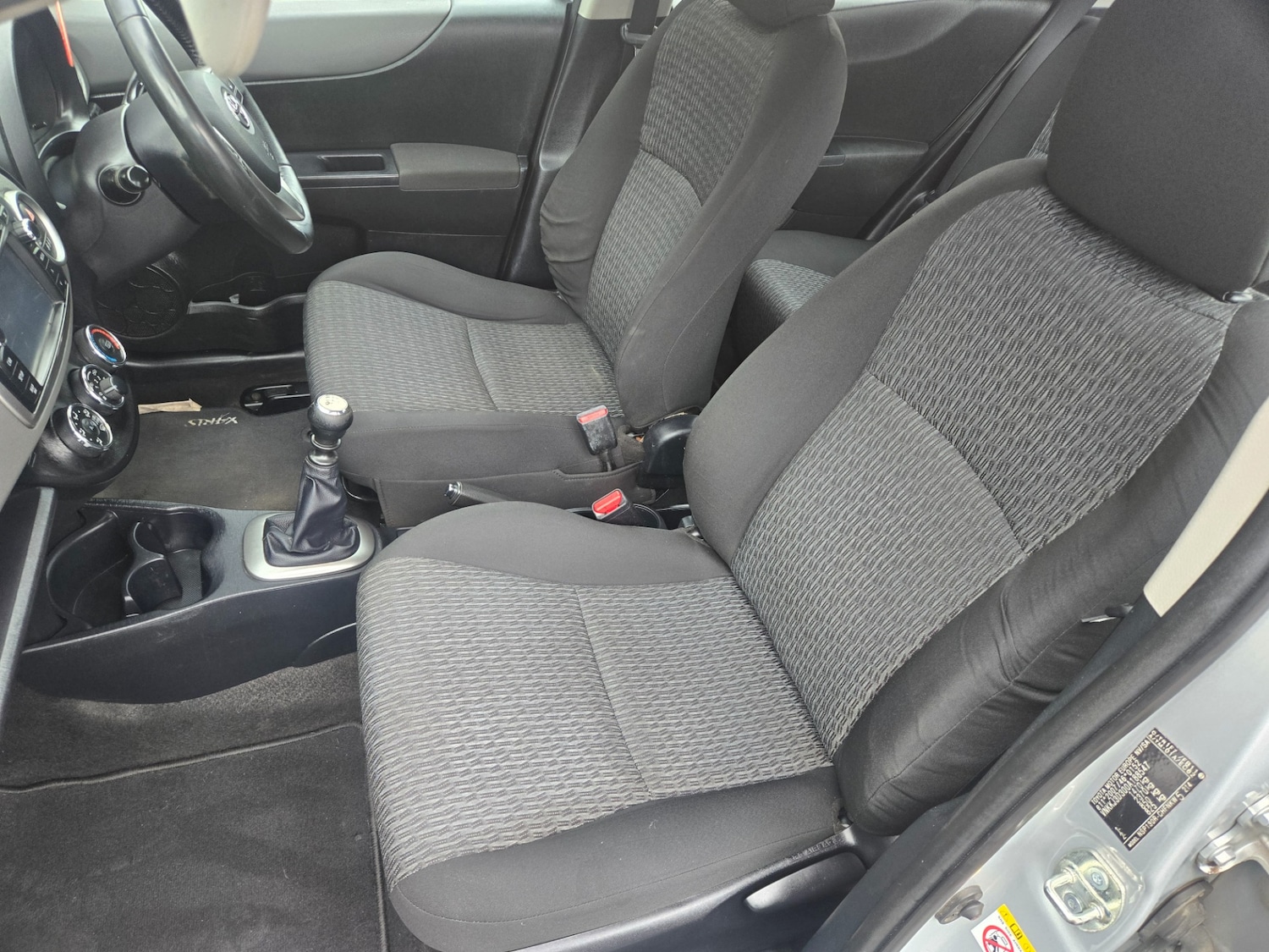 Used Toyota Yaris 2013 for sale - 78004691: Photo 6