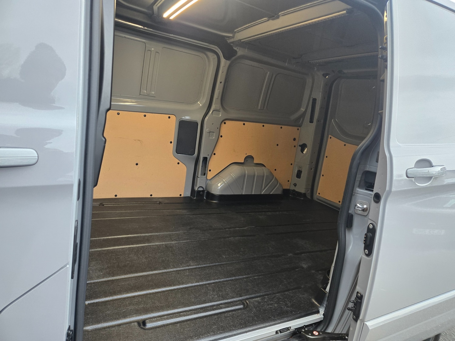 Used Ford Transit Custom 2023 for sale - 76708282: Photo 6