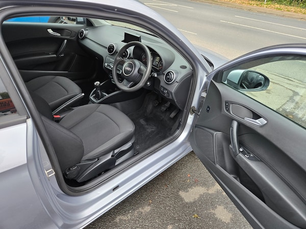 Used Audi A1 2015 for sale - 72602940: Photo 10