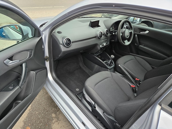 Used Audi A1 2015 for sale - 72602940: Photo 5