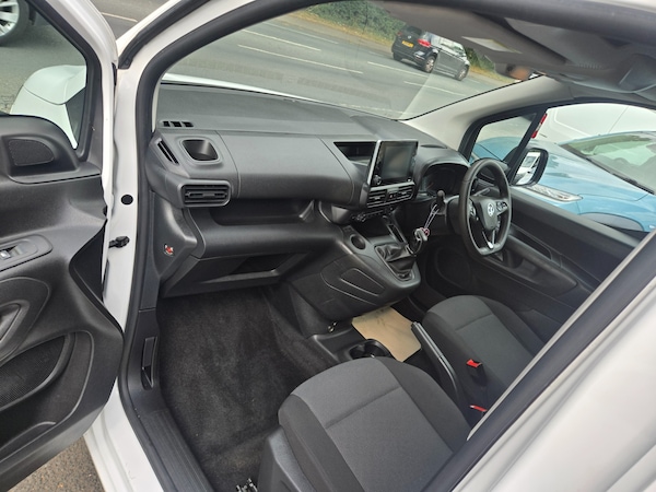 Used Vauxhall Combo 2020 for sale - 75690504: Photo 5