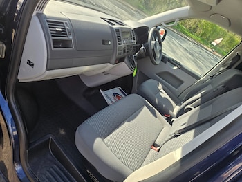 Used Volkswagen Transporter 2015 for sale - 78151935: Photo