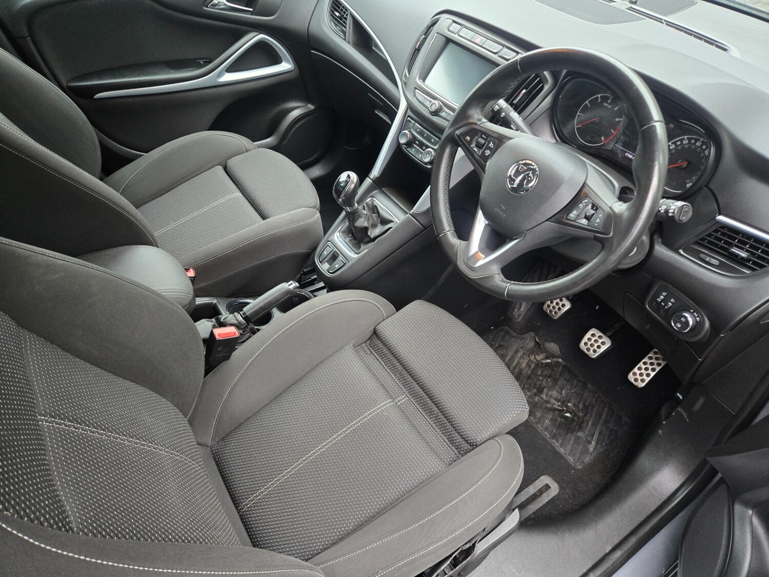 Used Vauxhall Zafira 2017 for sale - 77718336: Photo 12