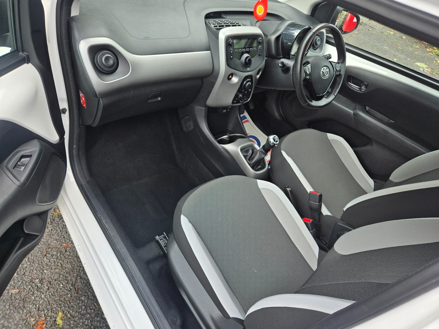 Used Toyota AYGO 2016 for sale - 75987036: Photo 5