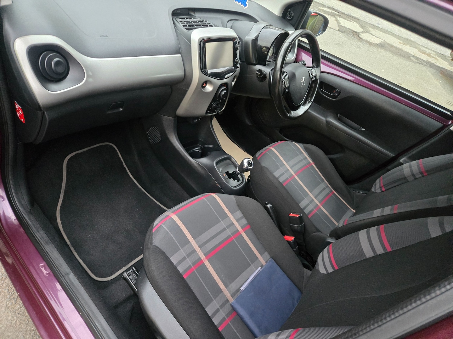 Used Peugeot 108 2015 for sale - 77328922: Photo 8