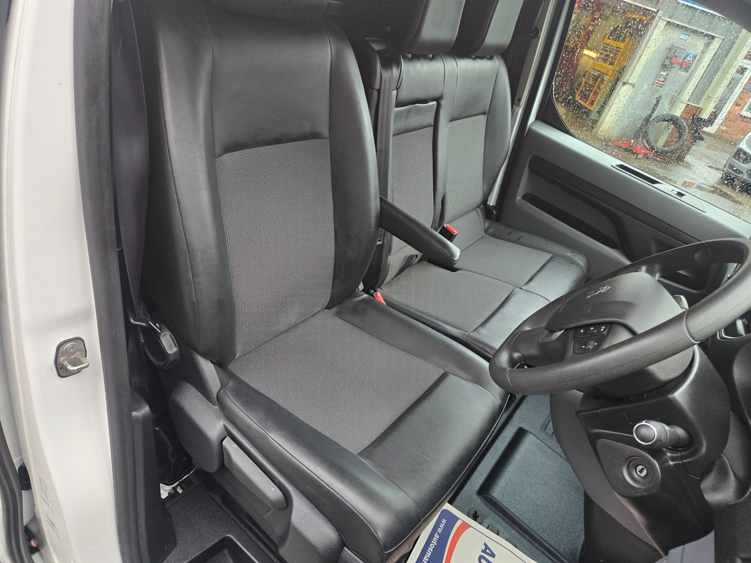 Used Peugeot Expert 2018 for sale - 77289008: Photo 17