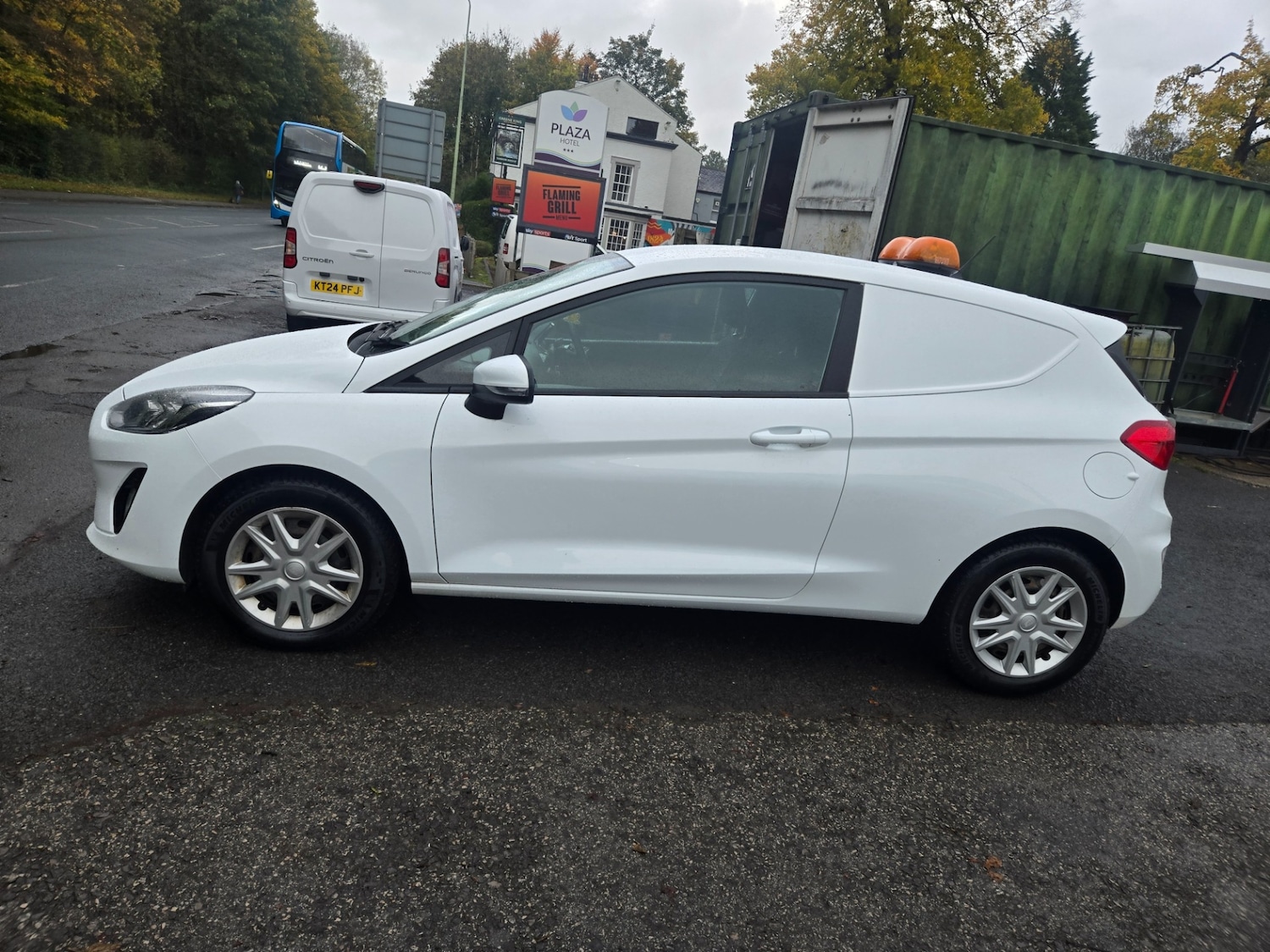 Used Ford Fiesta 2019 for sale - 76325033: Photo 4