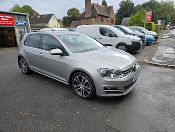 Used Volkswagen Golf 2015 for sale - 75726297: Photo