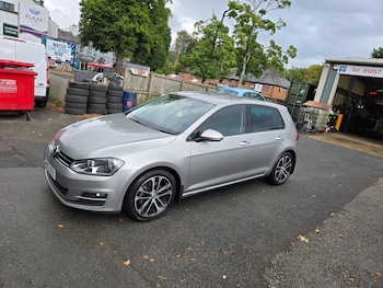 Used Volkswagen Golf 2015 for sale - 75726297: Photo