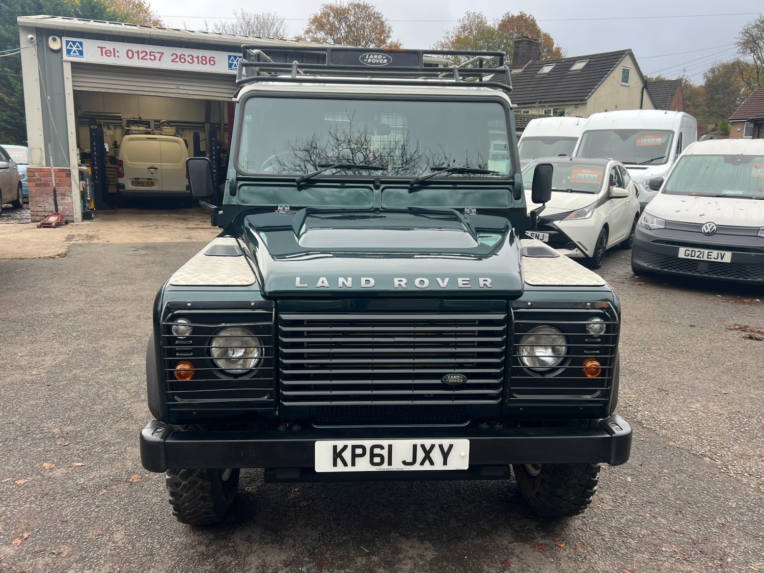 Used Land Rover Defender 2012 for sale - 76505304: Photo 2