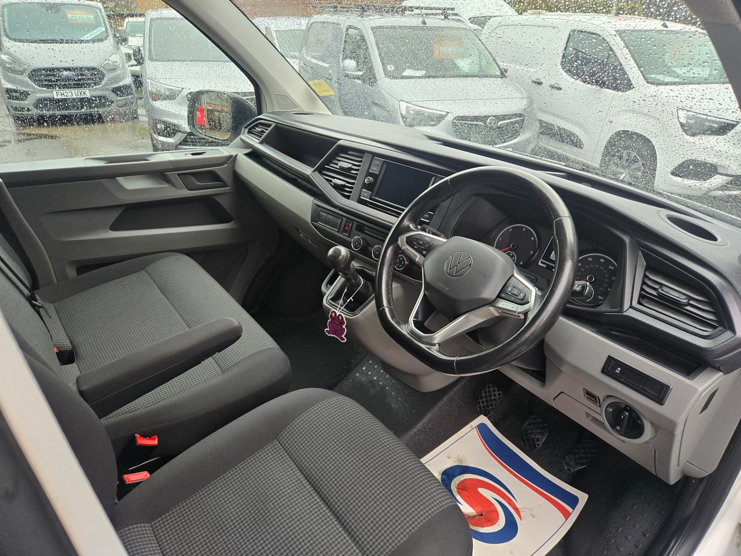 Used Volkswagen Transporter 2021 for sale - 77288835: Photo 11