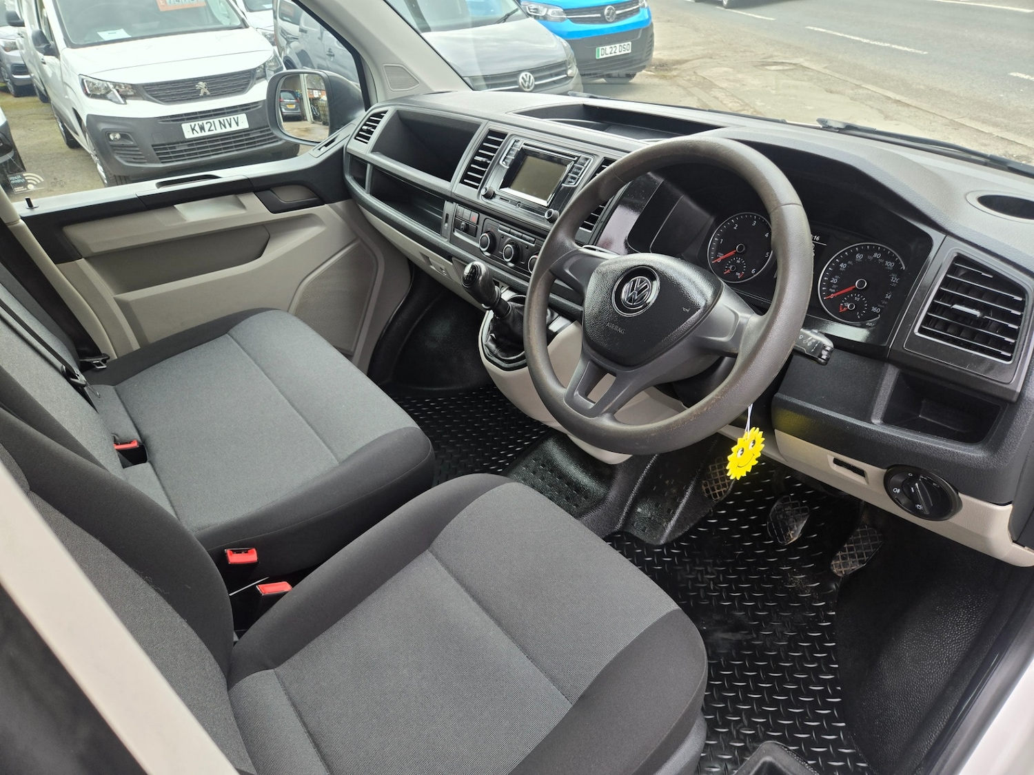 Used Volkswagen Transporter 2019 for sale - 77762418: Photo 7