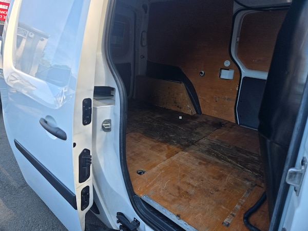 Used Renault Kangoo 2019 for sale - 74565481: Photo 11