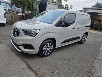Used Vauxhall Combo 2019 for sale - 76146571: Photo 3