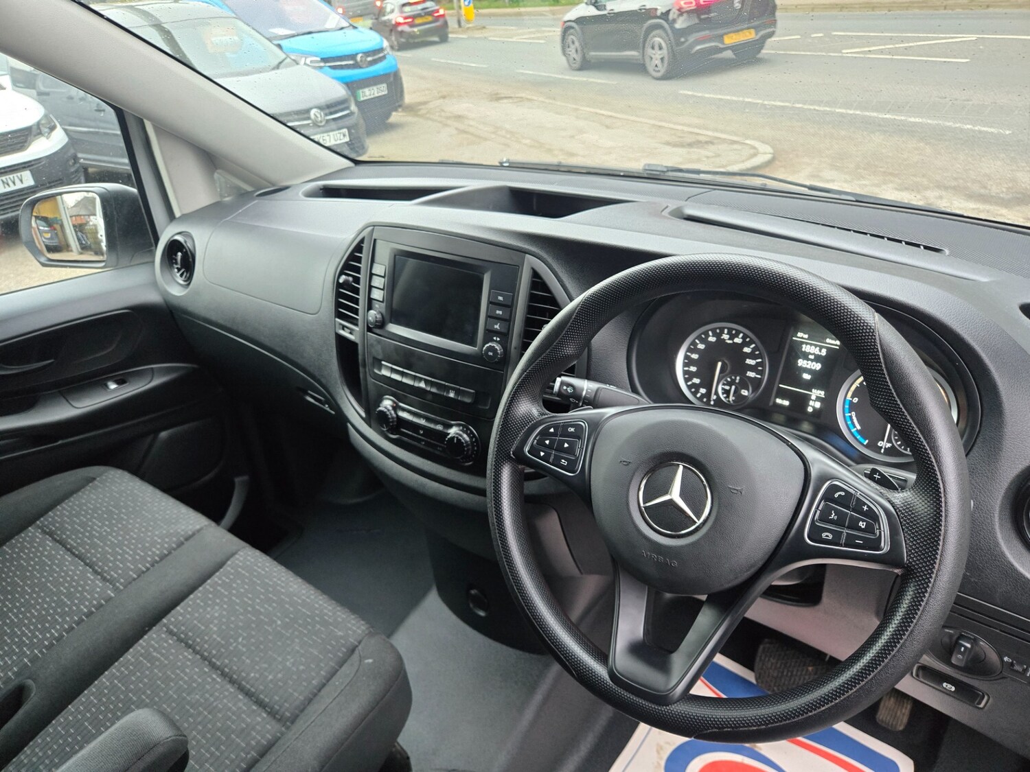 Used Mercedes-Benz Vito 2023 for sale - 77763253: Photo 16